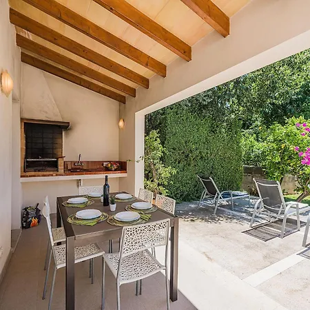 Feriehus Townhouse With Pool, Pollença