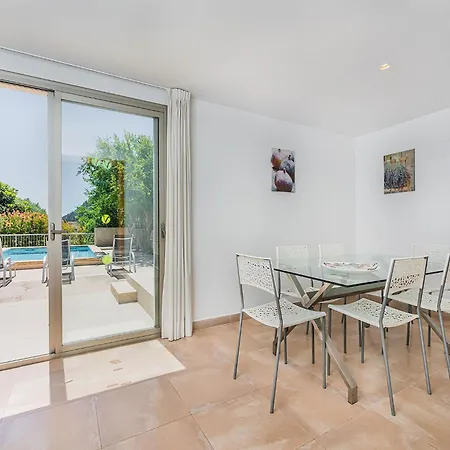 Feriehus Townhouse With Pool,