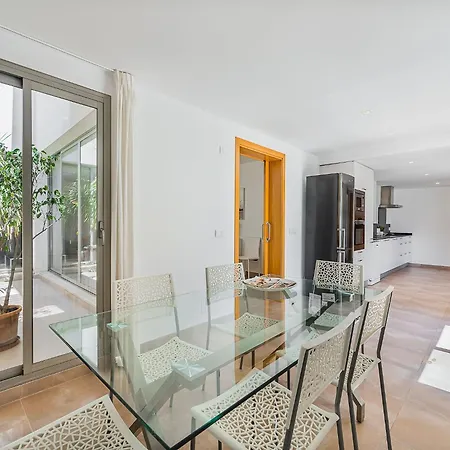 Feriehus Townhouse With Pool, Pollença